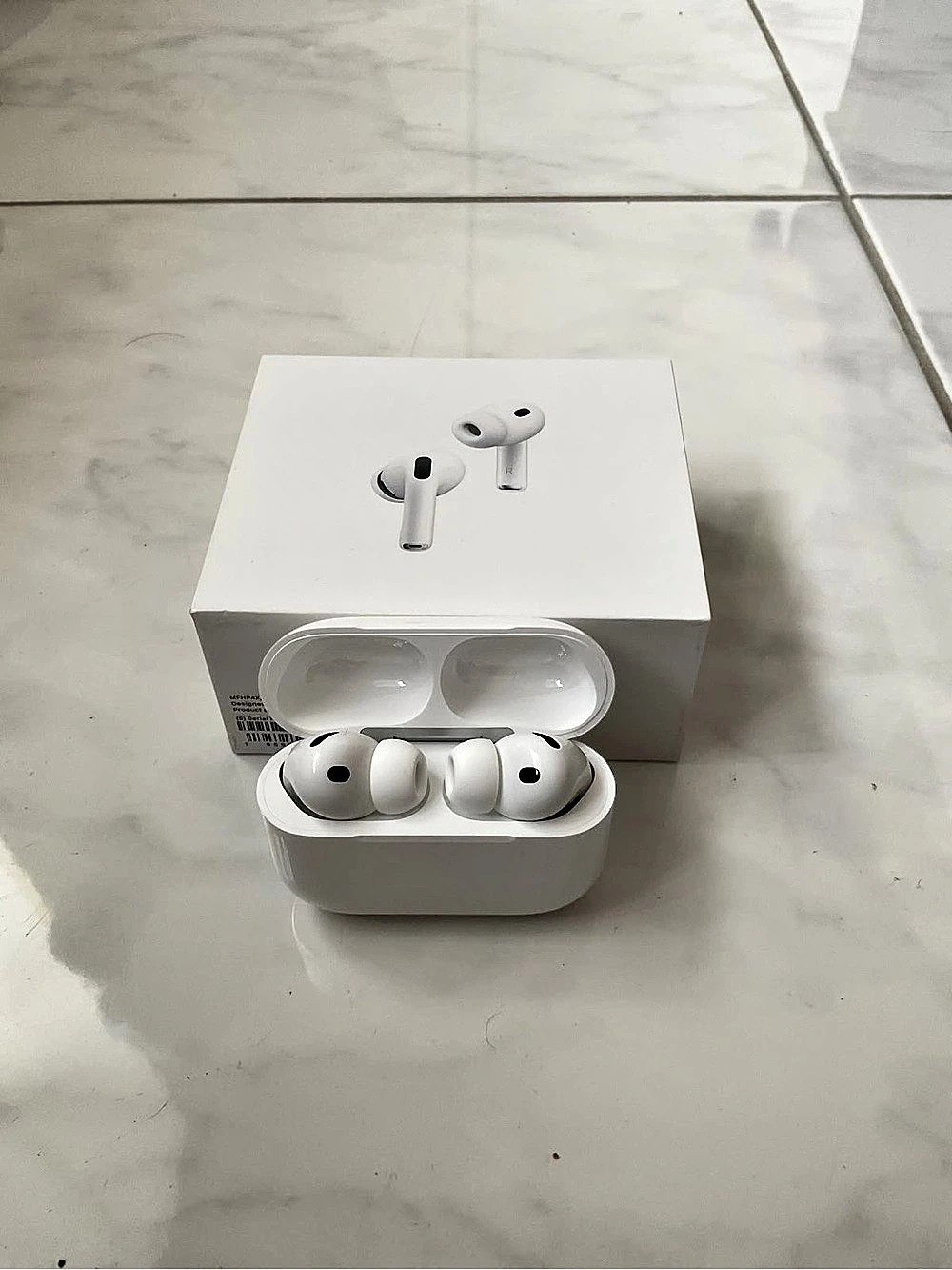 Apple AirPods Pro (3nd generation) ) Wireless Earbuds White